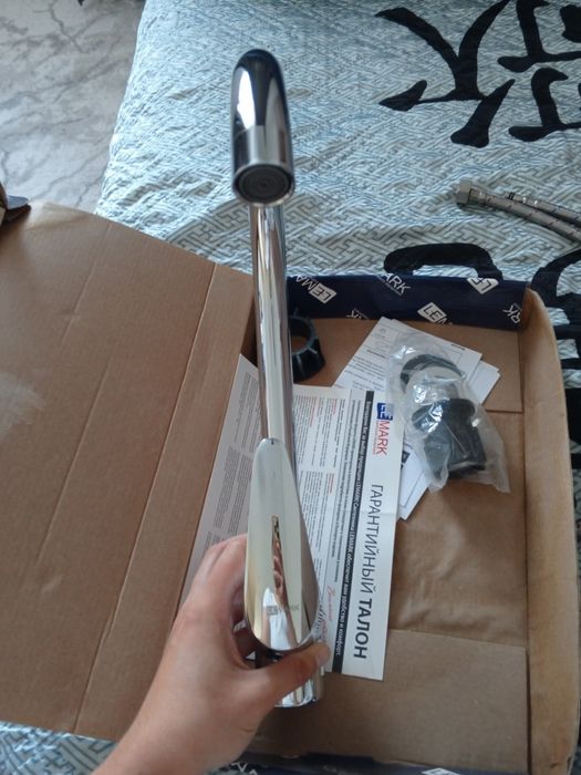 Смеситель Lemark кухонный