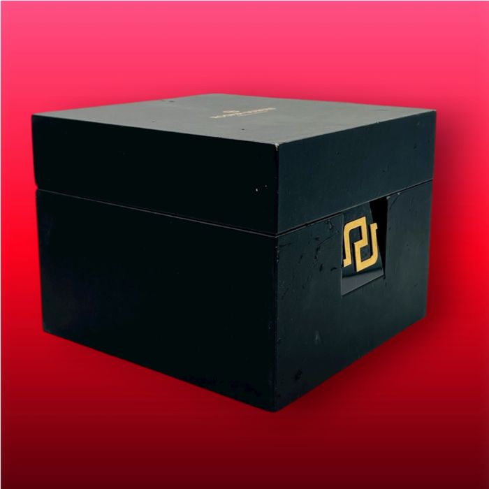 Roger Dubuis луксозна кутия за часовник