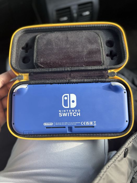 Nintendo Switch Lite – Albastru