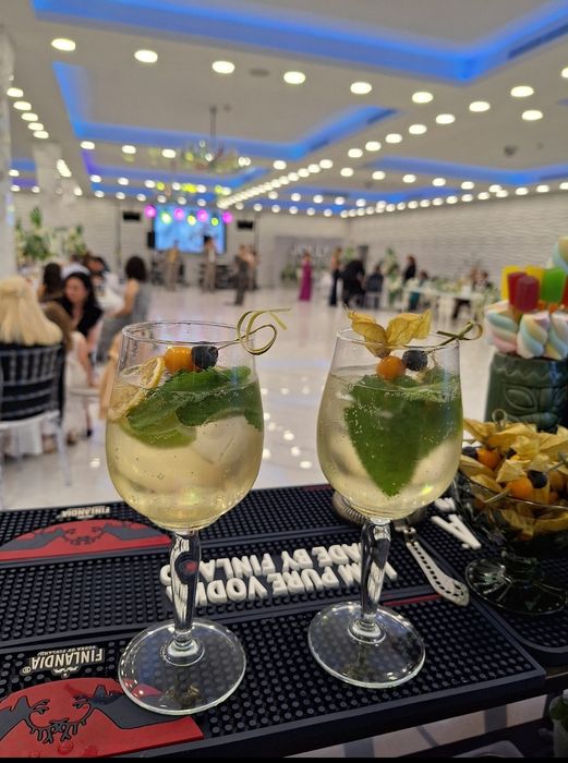 Cocktail bar Tort de shoturi Nunta Botez Majorat