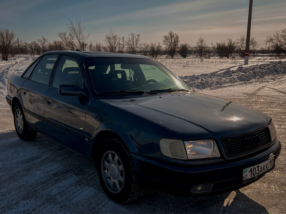 продам Audi 100 c4