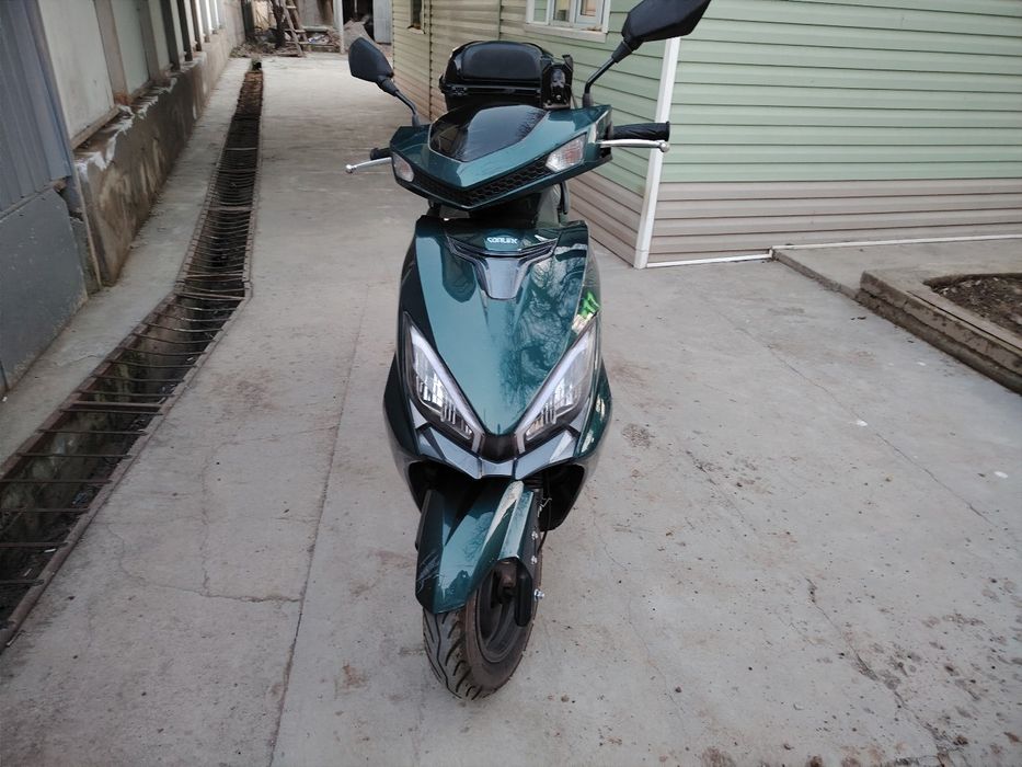 Продам скутер  150 куб