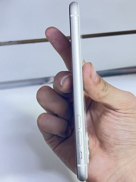 Iphone 11 в белом цвете