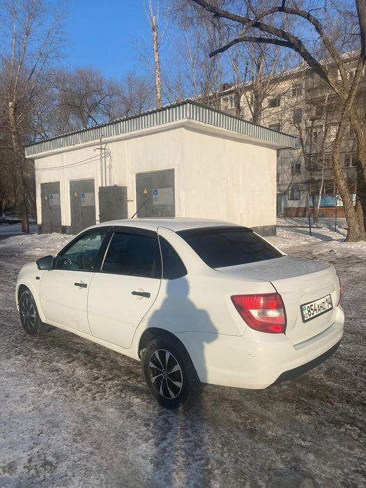 Продам Лада Гранта фл