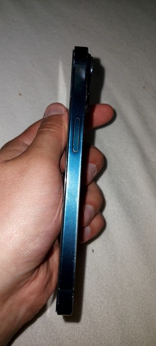 Продам iPhone 14