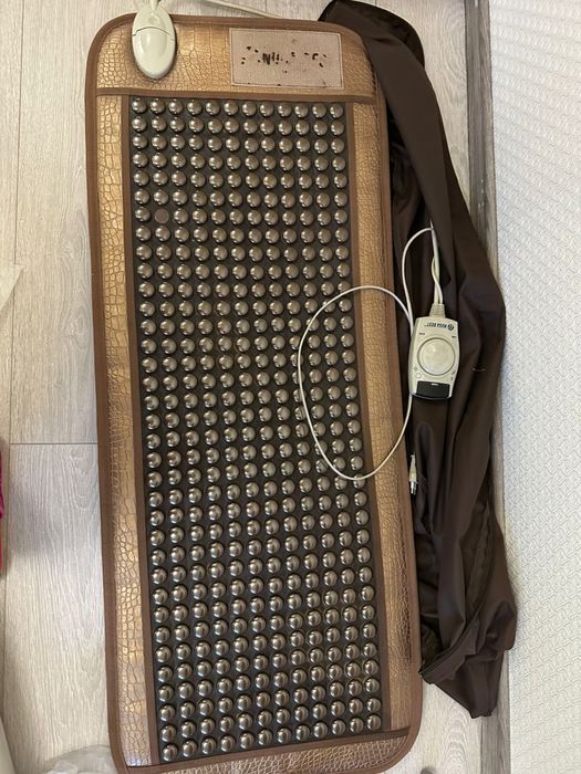 Греющий коврик Nuga best