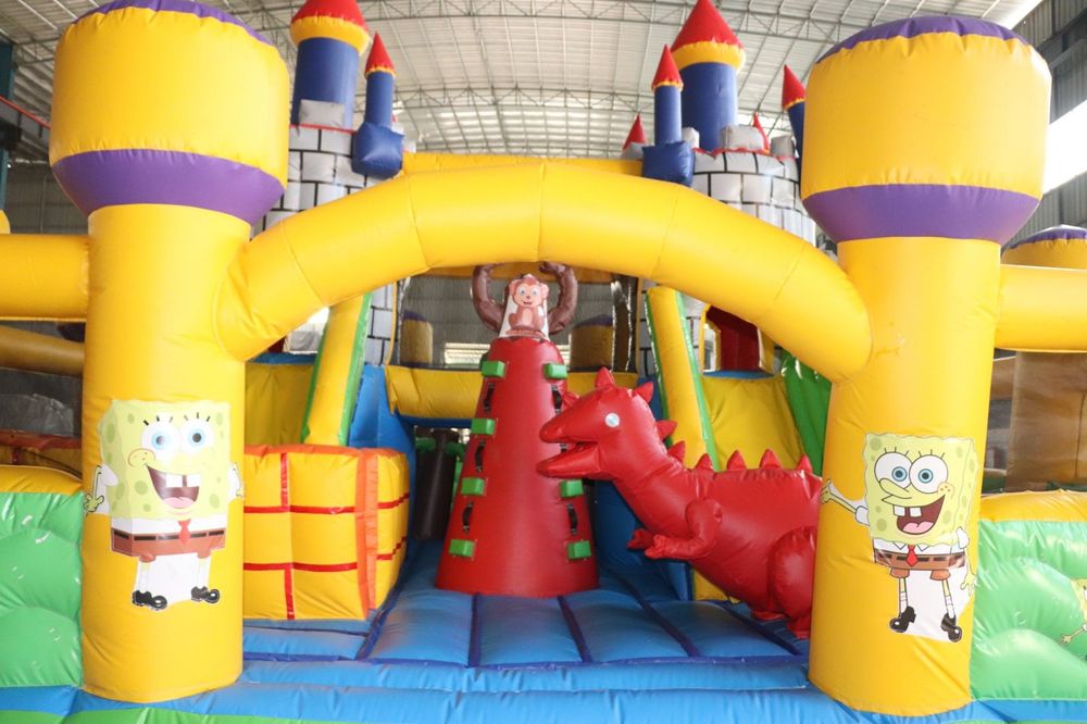 Надуваем батут,замък, детски център, атракцион