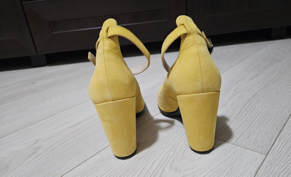 Pantofi Ecco noi