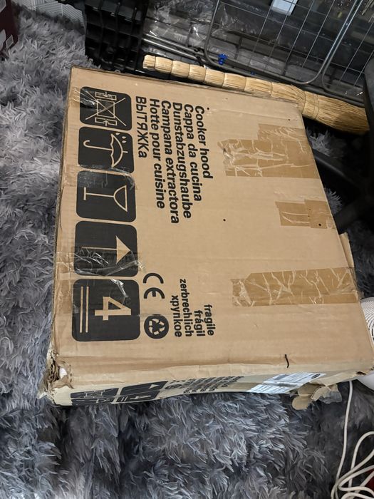 Вытяжка для кухни Samsung