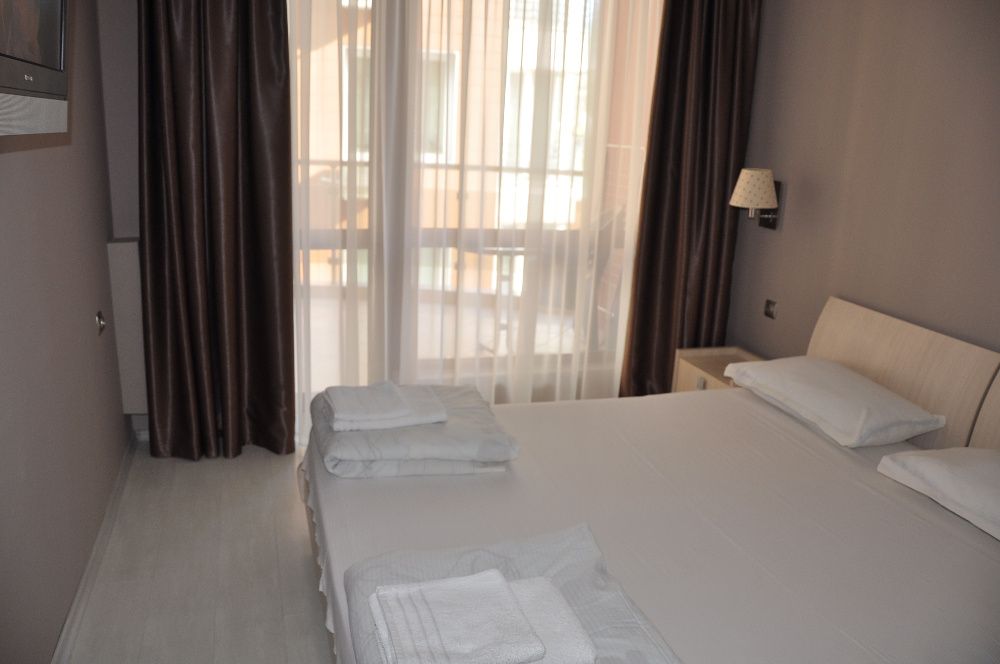 ”Черноморски бриз” 2-стаен лукс апартамент