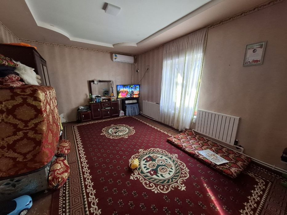 Yashashga tayyor hovli sotiladi