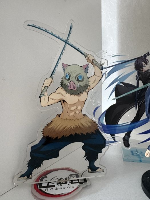 Продам разные аниме фигурки