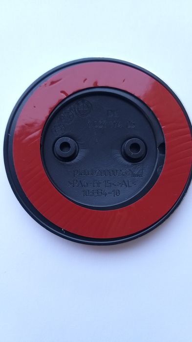 Емблеми за преден капак 82мм по стандарт за БМВ F10,F11,F30,F31,F01