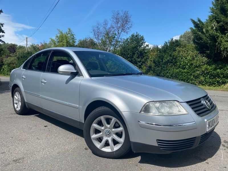 Dezmembrez Passat b 5.5 1,9 TDI AWX 2005.