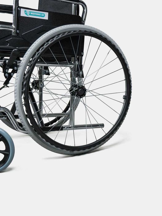 Ota va qizning dugonasi jinsiy aloqada bolishini tomosha qilish