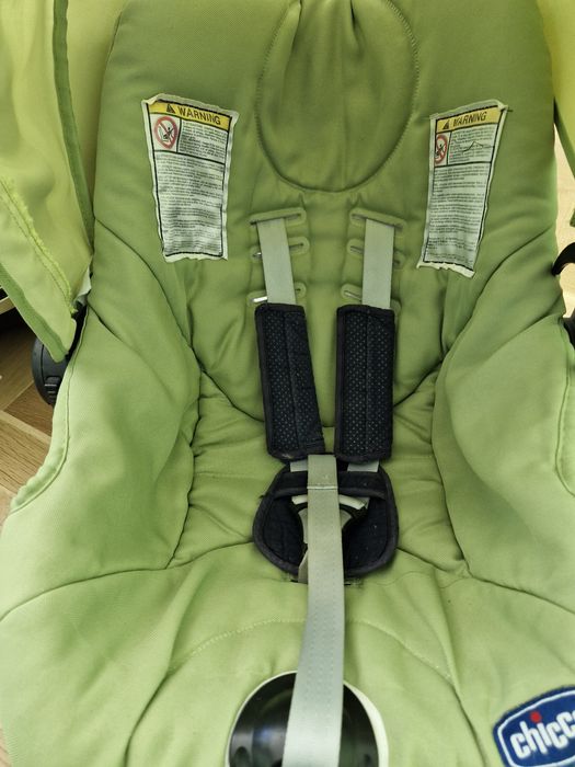 Бебешка количка на chicco 3в1