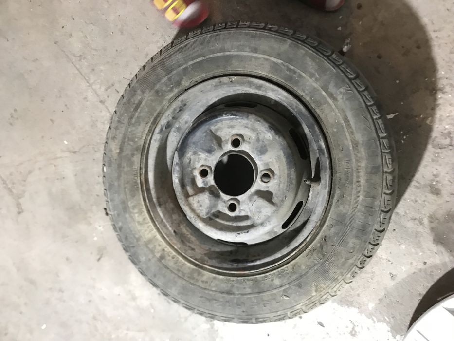 Diskalar bor  kimga keral busa aloqaga chiqinglar