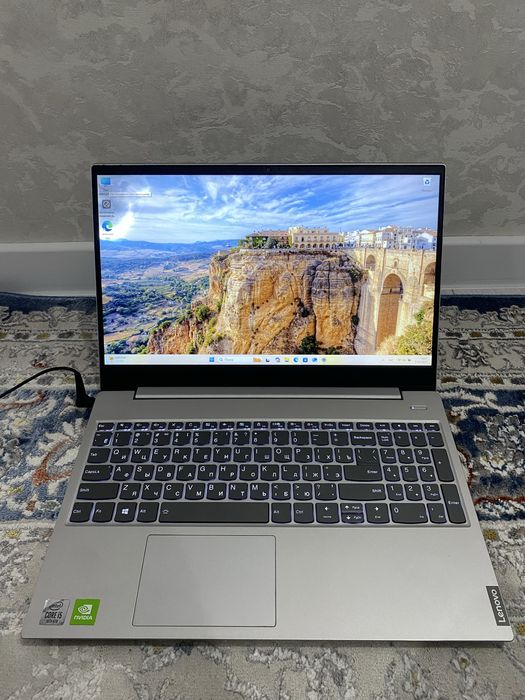 Ноутбук LENOVO Ideapad 81NA