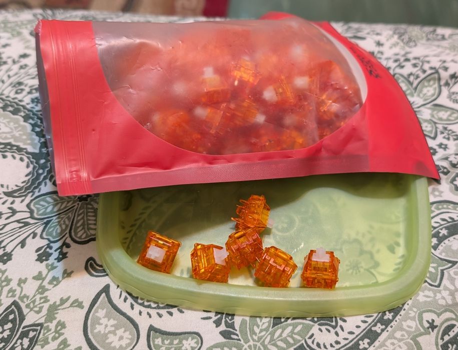 Switch-uri tastatura Everglide Aqua King, Gateron, Durock