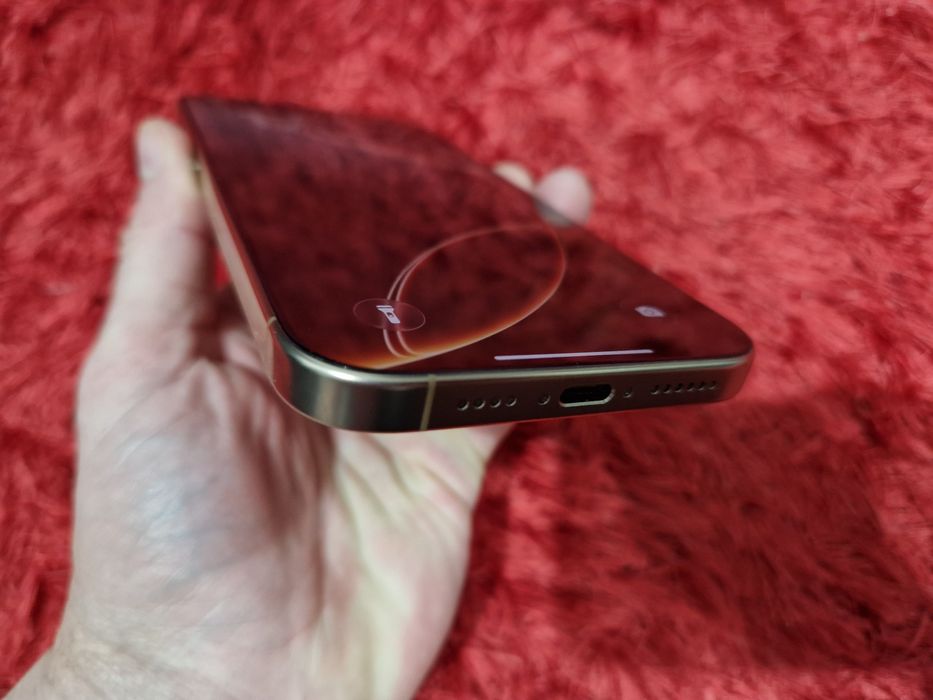 -Iphone 16Pro Max, ca Nou 256Gb 8Ram Desert Titanium impecabil bat:93%