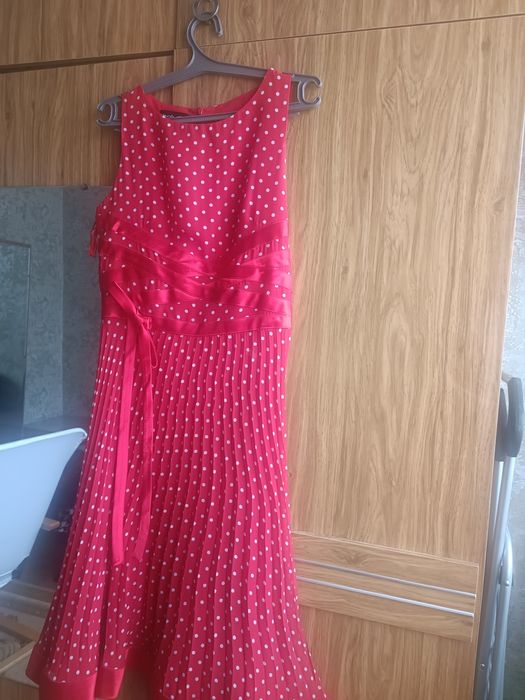 Вещи.Костюмы классические