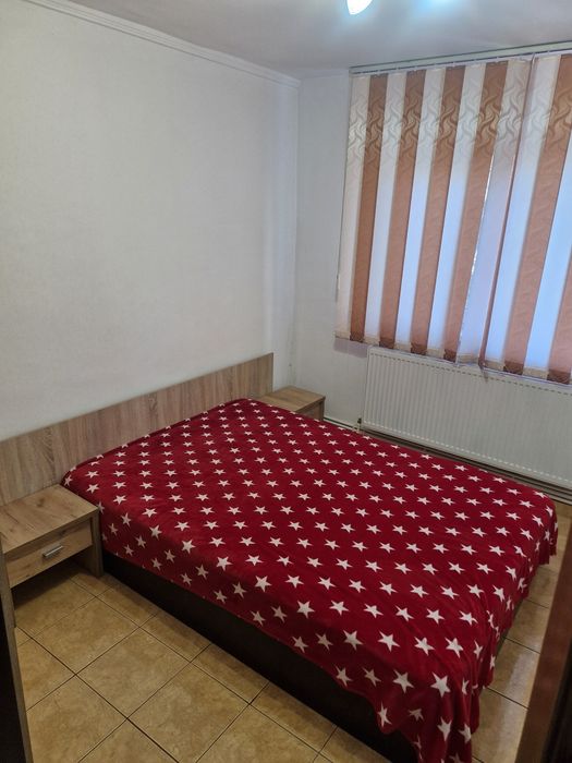 Apartament de închiriat 2 camere zona plantelor!!