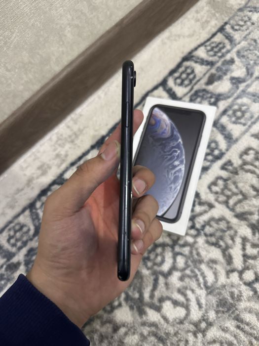 iPhone Xr 64GB 77% korobka document