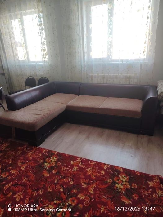 Продам срочно диван