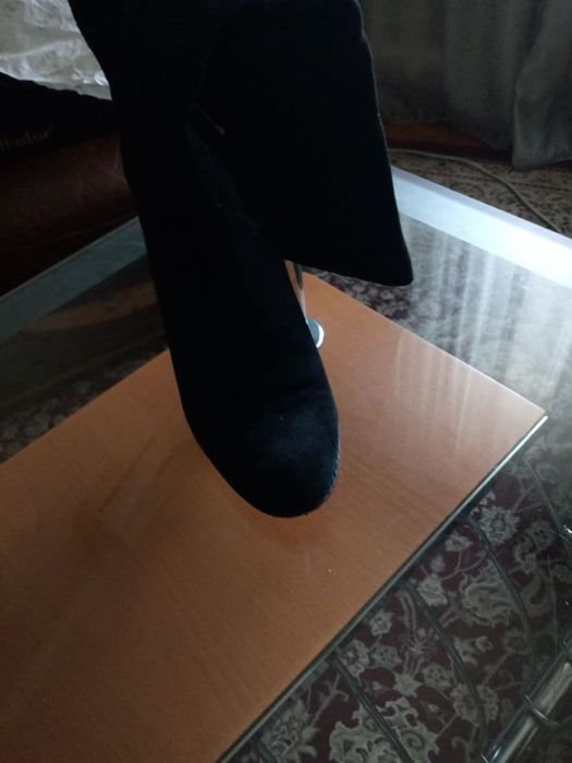 Сапоги из натуральной замши.