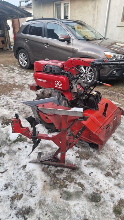 Motocultor honda cu freza si plug reversibil