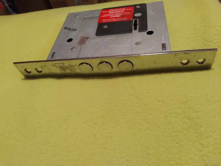 Замок врезной внутренний