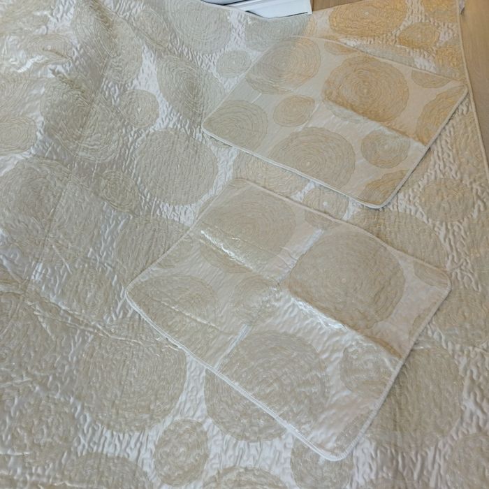 Покрывало.  Покрывало