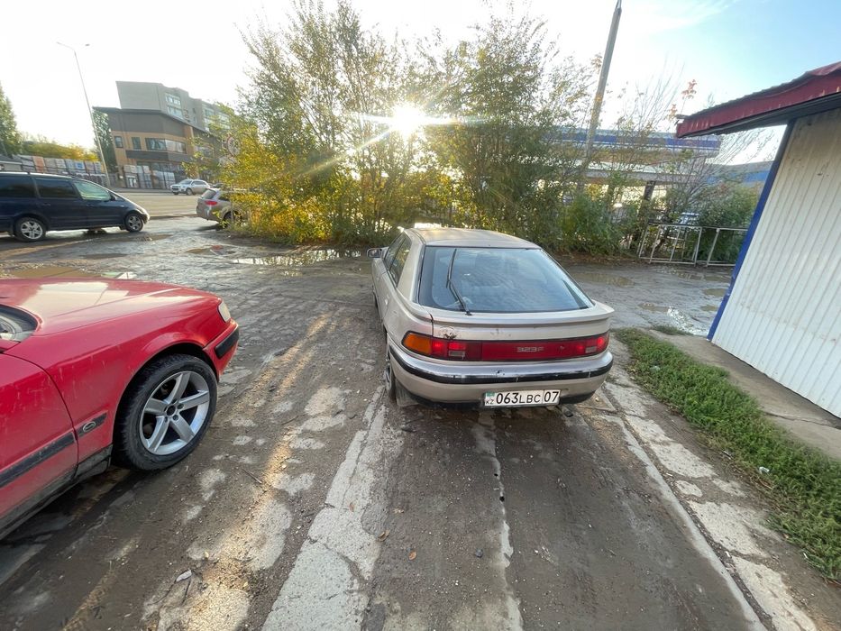 Продам мазду срочно без воздуха