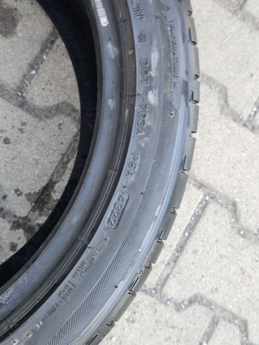 255 40 18 Bridgestone