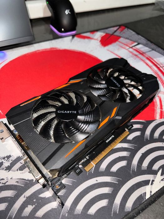 видеокарта gigabyte 1050Ti 4gb