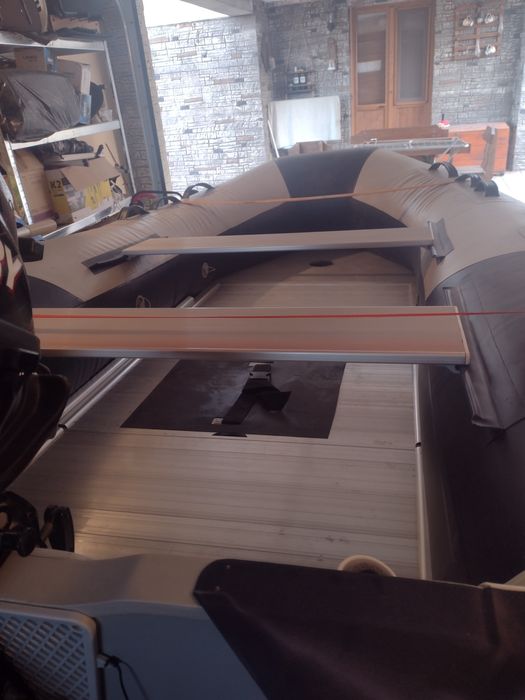 Надуваема лодка Промарин с твърдо дънно