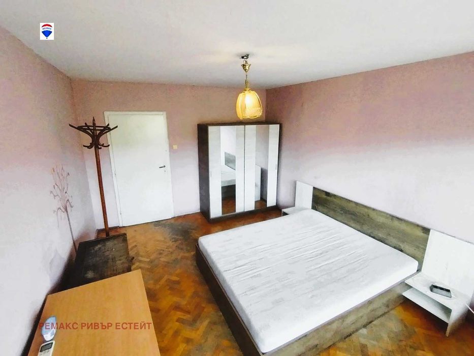 Продава се Тристаен апартамент в Русе, Родина 2 - 81 кв.м за 1123 €/кв.м - Снимка #5