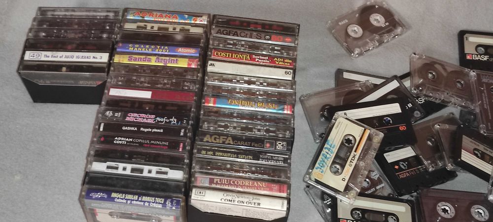 50 casete audio diverse