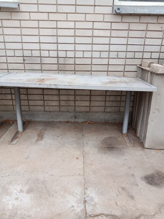 Темір стол сатылады