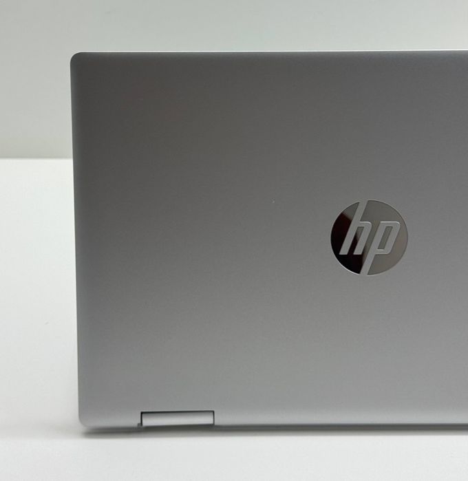 HP pavilion yangi karopka hamma narsasi va garatyasi ham bor