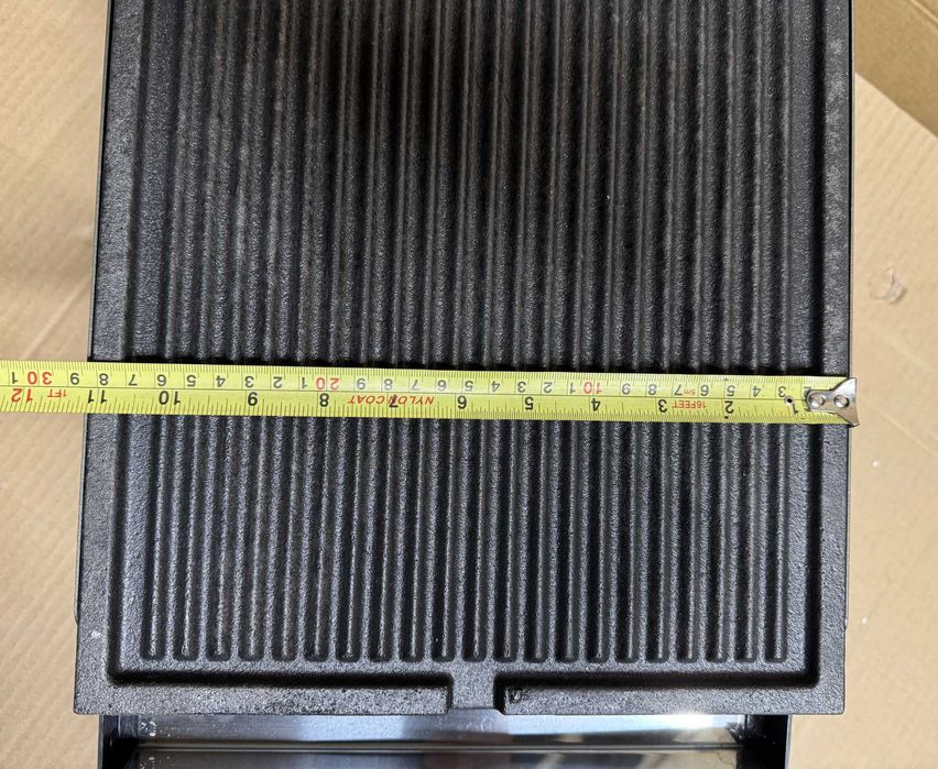 Електрическа Скара Чугунена Плоча Оребрена 31х58см (2,0 kW)-Турска