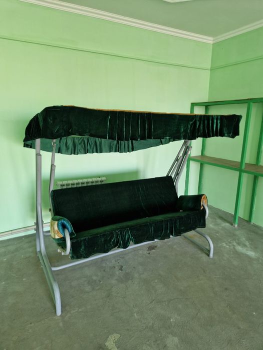 Продам садовые качели