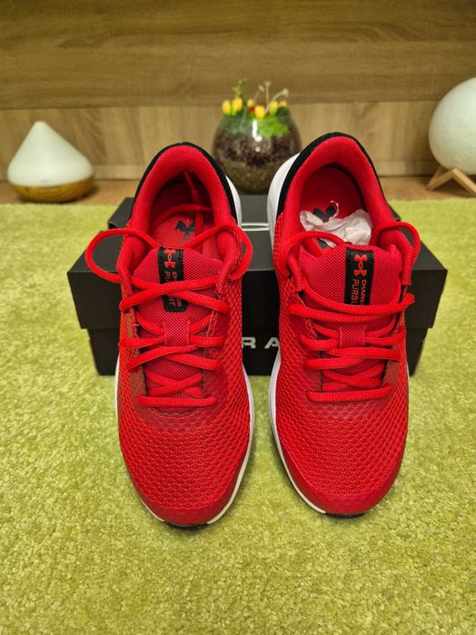 Дамски маратонки UA