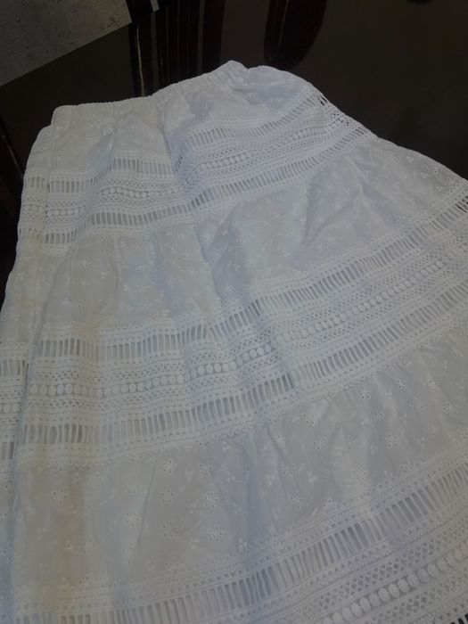Юбка белая новая