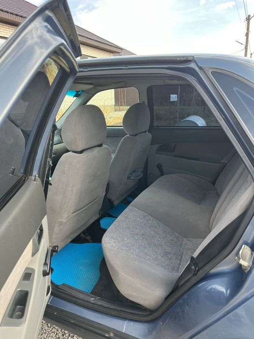 Продам автомашину ВАЗ марки приора