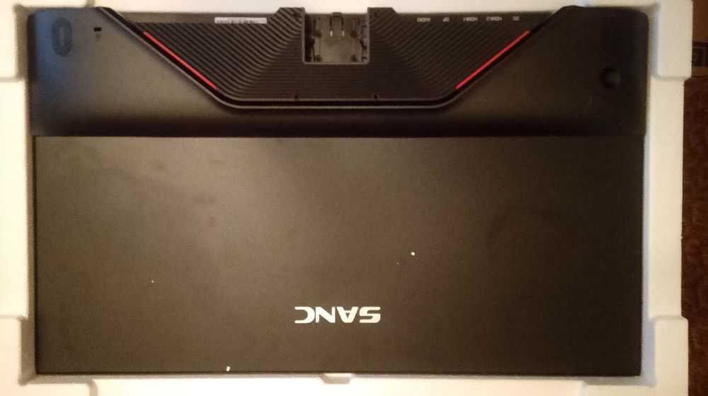 Монитор со сломанной матрицей