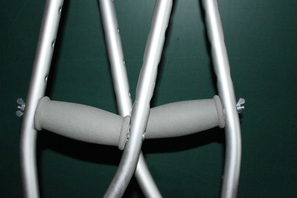 Детские Костыли б/у самовывозом