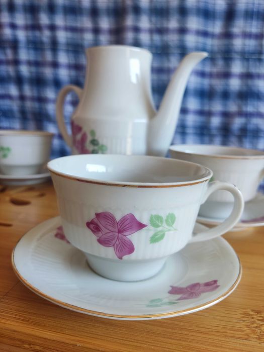 Порцеланов сервиз за кафе /чай