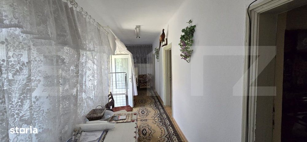 Gospodarie completa, ideala pentru familie, in zona Carcea - Primarie
