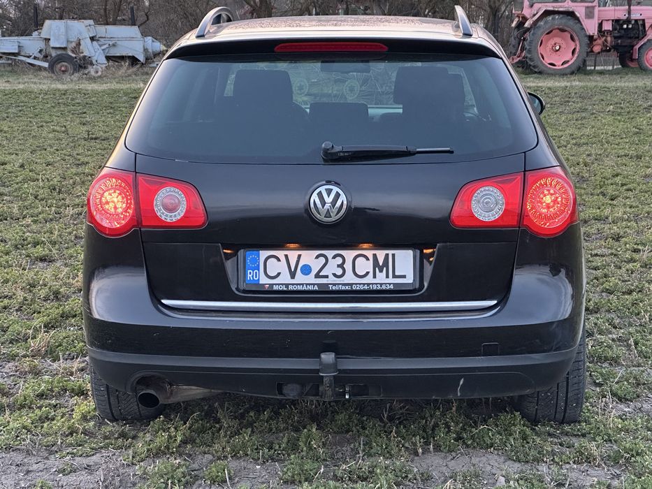 Volkswagen Passat  B6 1.6 benzina simplu!